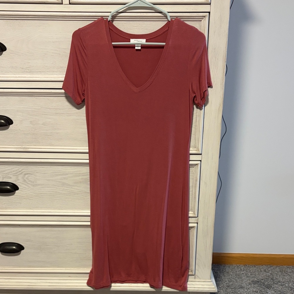 Daily Ritual Mauve V-Neck T-Shirt Dress